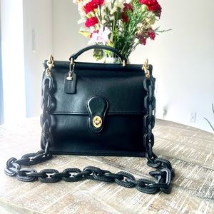 Vintage Coach Willis